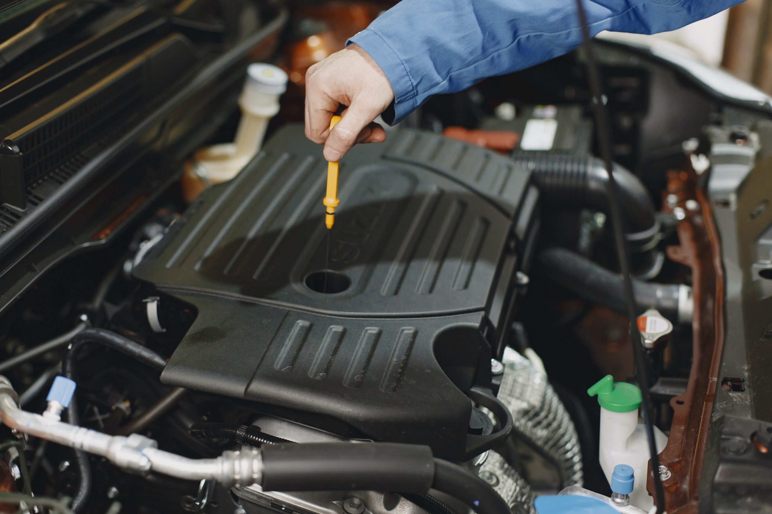 Places That Do Oil Changes On Sunday - j378gfh
